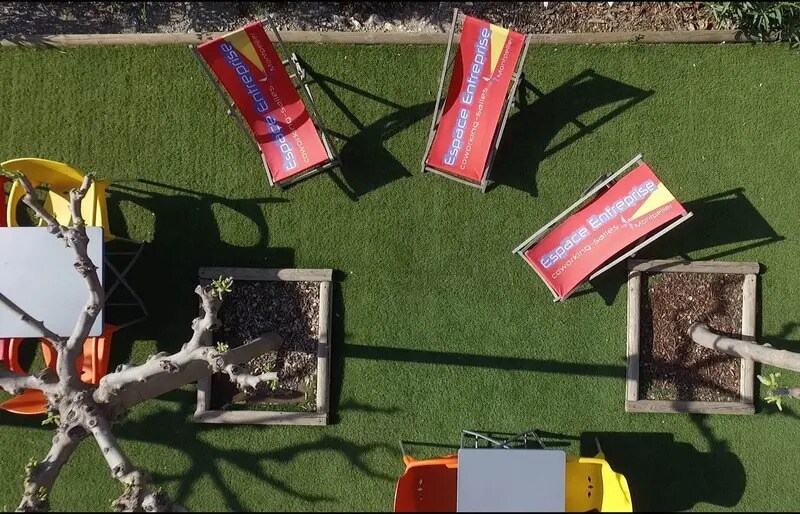 Office in Montpellier to rent - Aerial - Image 2 of 6