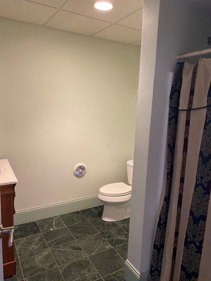 59 North Ave, Rockland 02370 UK