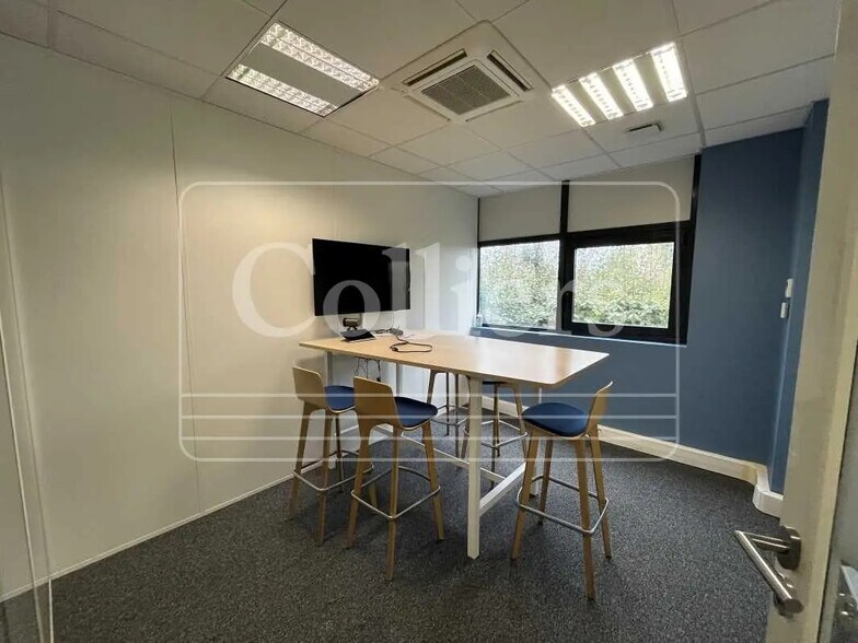 Office in Aix-en-Provence to rent - Interior Photo - Image 3 of 65