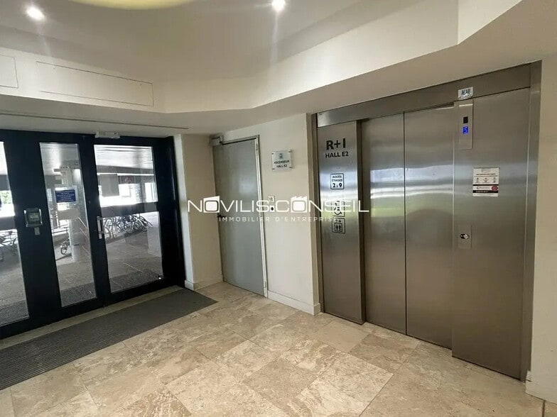 Office in Toulouse to rent - Building Photo - Image 3 of 8