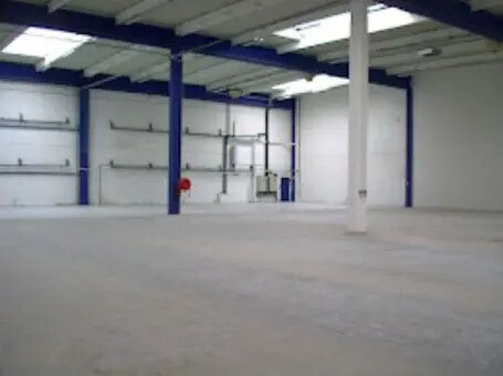 Light Industrial in Roissy-en-France to rent Interior Photo- Image 1 of 2