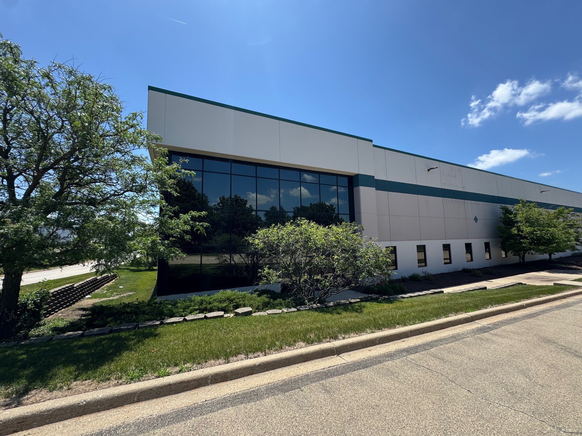555 Remington Blvd, Bolingbrook, IL for sale Building Photo- Image 1 of 1