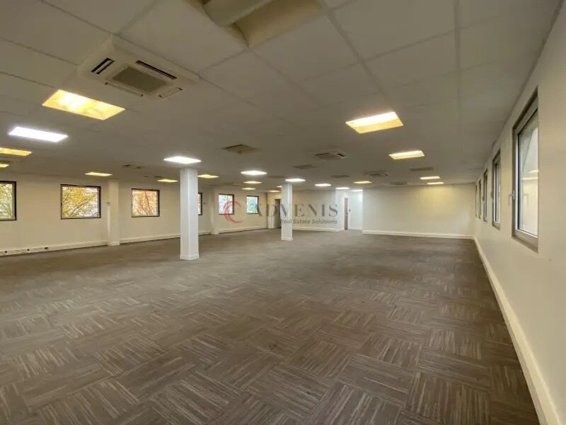 Office in Boulogne-Billancourt to rent Building Photo- Image 1 of 10