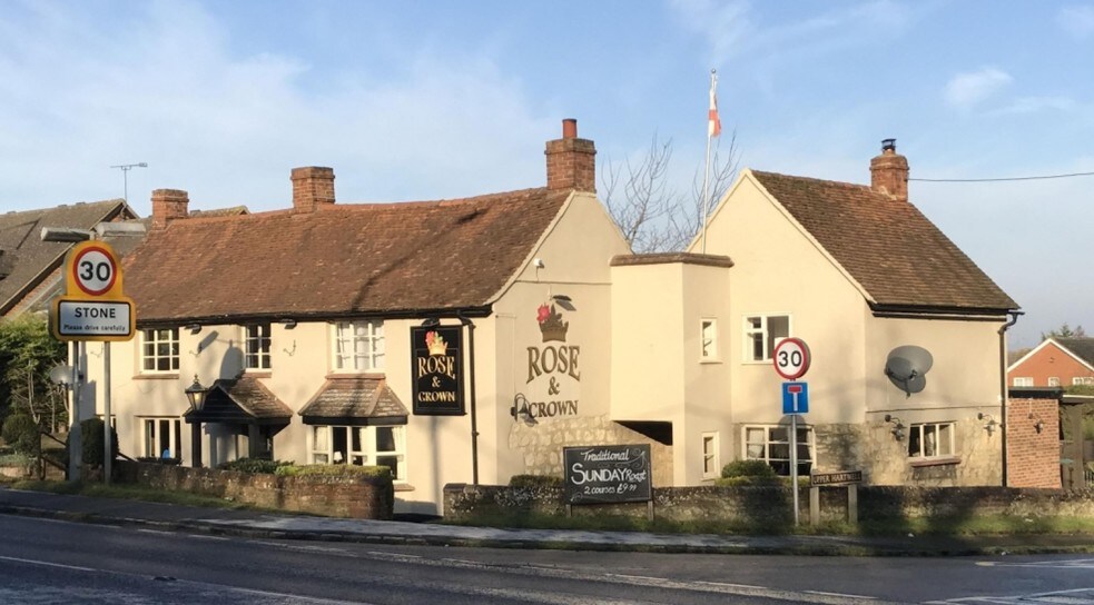 2 Oxford Rd, Aylesbury, HP17 8PB UK