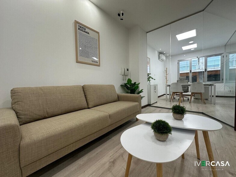 Office in Granada, Granada to rent - Interior Photo - Image 2 of 25