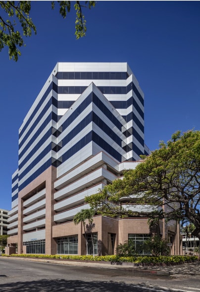 1357 Kapiolani Blvd, Honolulu, HI for rent - Building Photo - Image 2 of 7