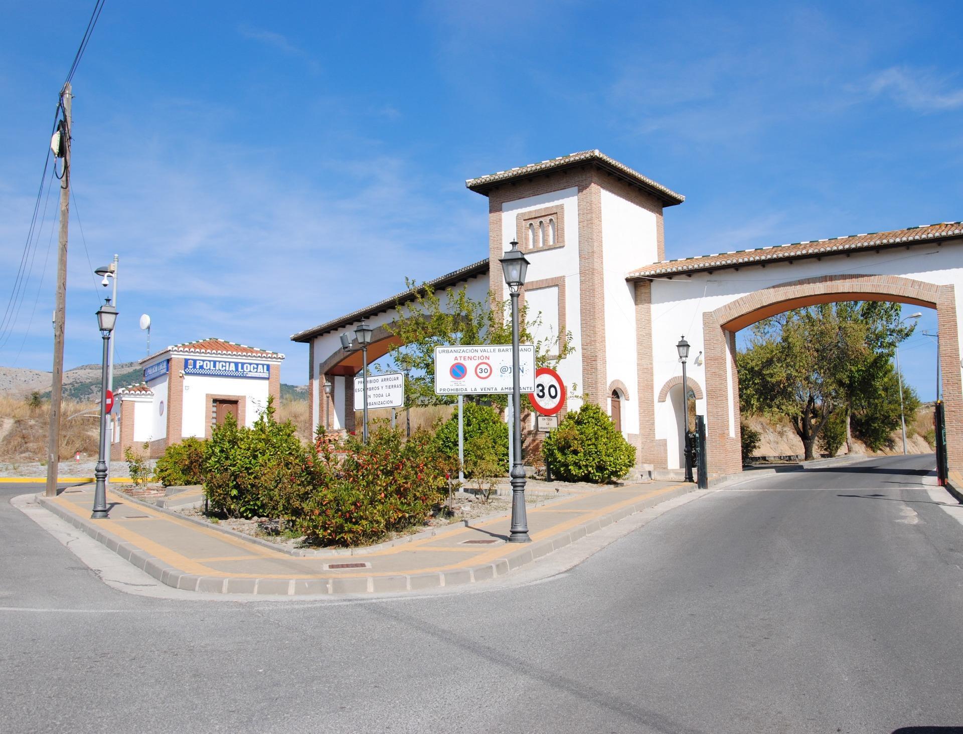 Aben Humeya, Jun, Granada for sale Primary Photo- Image 1 of 19