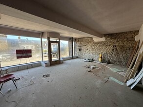 19 High St, Chipping Norton to rent Interior Photo- Image 1 of 4