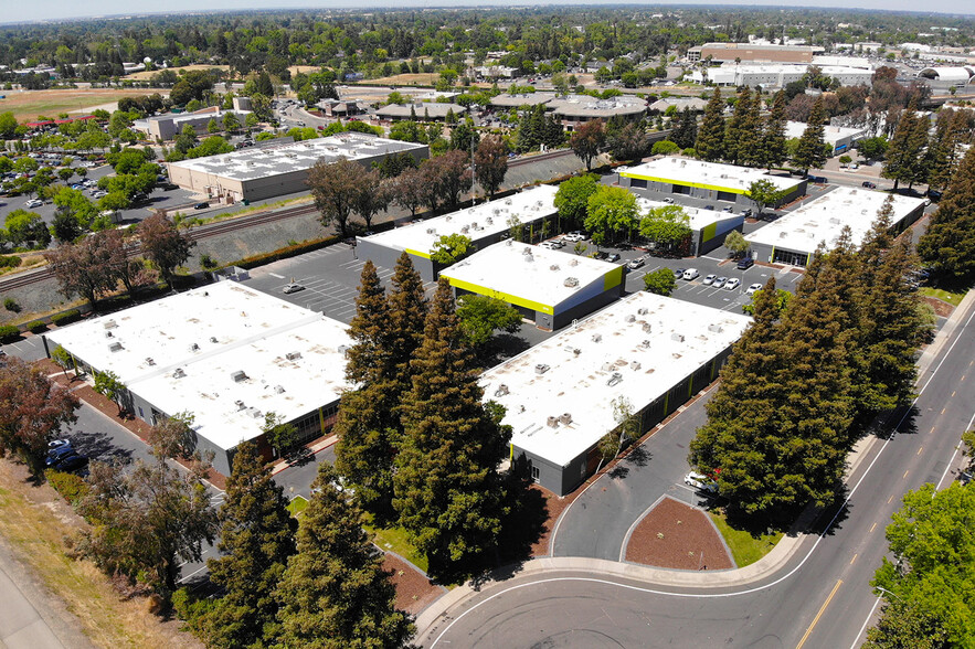 Expo Centre - Sacramento portfolio of 7 properties for sale on LoopNet.co.uk - Aerial - Image 2 of 9