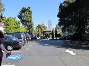 2915 Telegraph Ave, Berkeley, CA to rent Building Photo- Image 2 of 5