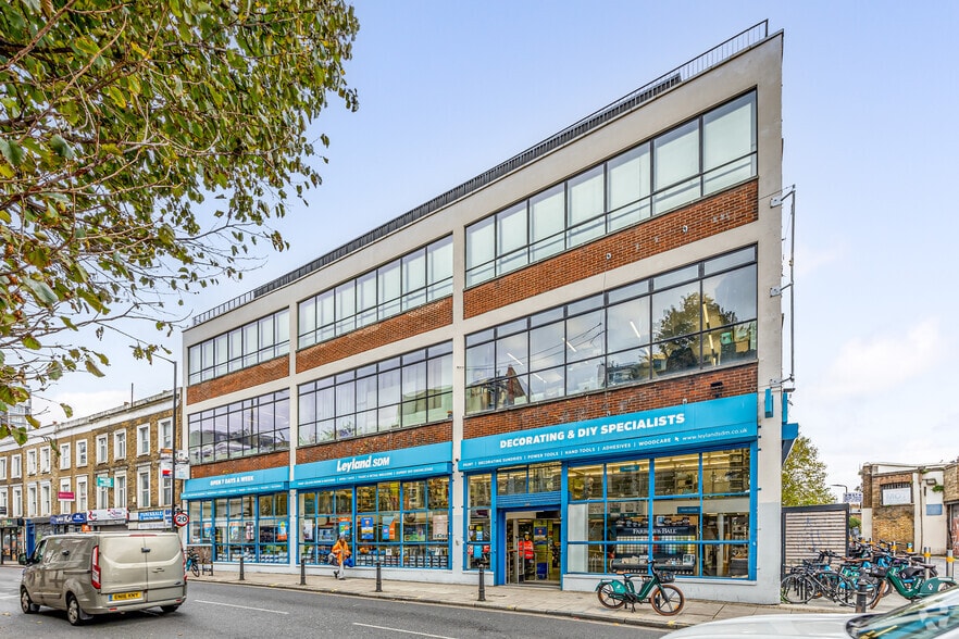 Bentley Rd, London to rent - Primary Photo - Image 1 of 18