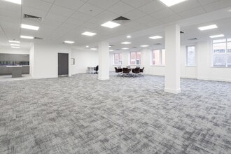 19-20 Park Row, Leeds to rent Interior Photo- Image 1 of 5