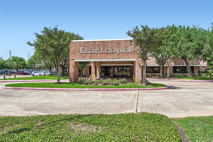 1550 First Colony Blvd, Sugar Land, TX for sale - Building Photo - Image 1 of 11