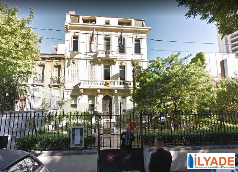 Office in Marseille to rent Building Photo- Image 1 of 7