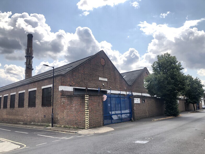 49 Glengall Rd, London for sale - Building Photo - Image 1 of 1