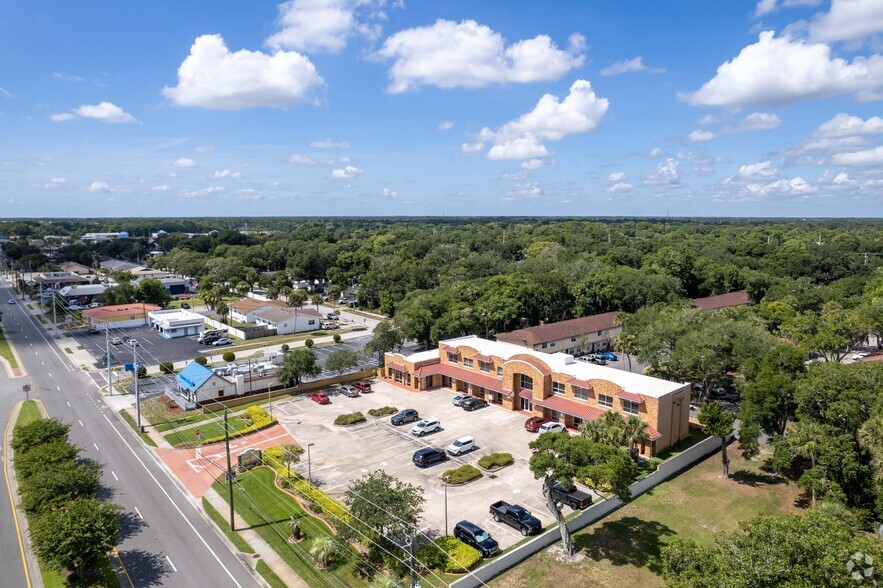 2100 S Ridgewood Ave, Daytona Beach, FL for rent - Aerial - Image 3 of 6