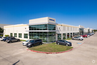 4710 N Sam Houston Pky W, Houston, TX for rent Building Photo- Image 1 of 21