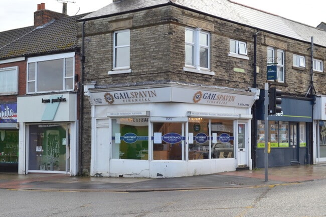 More details for 30 Oswald Rd, Scunthorpe - Retail to Rent