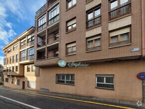 Retail in Segovia, Segovia to rent Interior Photo- Image 1 of 18