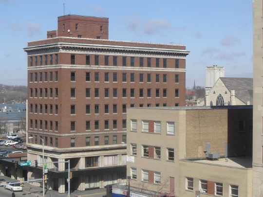 401-405 W State St, Rockford, IL for rent - Primary Photo - Image 1 of 2