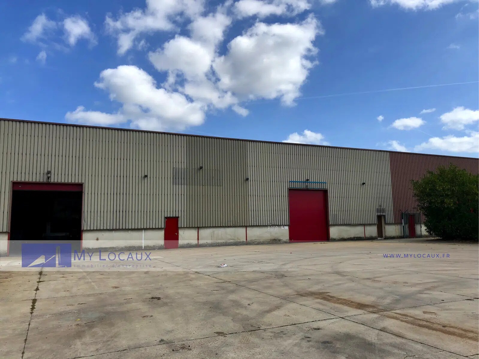 Industrial in SAINT-OUEN-L'AUMONE to rent Building Photo- Image 1 of 6