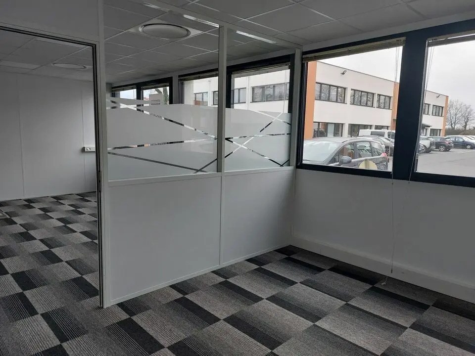 Office in Rezé to rent Building Photo- Image 1 of 6