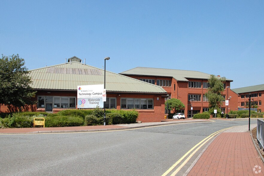 814 Waterside Ct, St Helens, WA9 1NQ UK