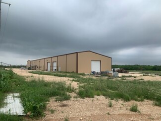 More details for 352 Welco Ln, Jourdanton, TX - Industrial for Rent