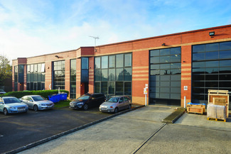 More details for 56-58 Clivemont Rd, Maidenhead - Industrial for Rent