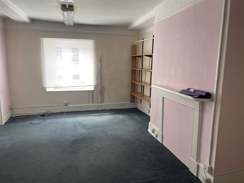 41 High West St, Dorchester for sale - Building Photo - Image 2 of 16