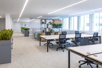 17 Slingsby Pl, London to rent Interior Photo- Image 2 of 4