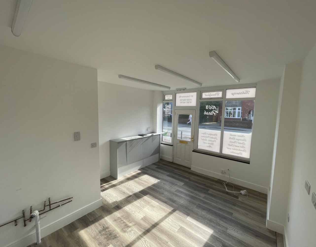 67 Columbia Rd, Bournemouth to rent Interior Photo- Image 1 of 2