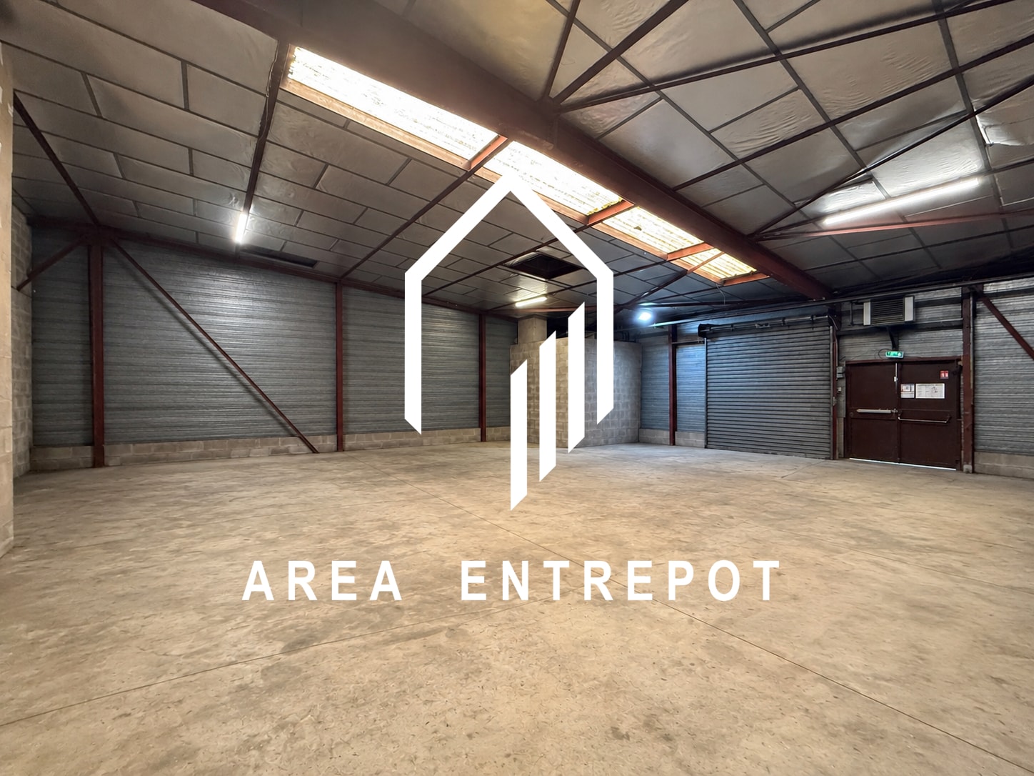 9036 Pole D'Activites Saint-Mitre-Braye De Cau, Aubagne to rent Interior Photo- Image 1 of 7