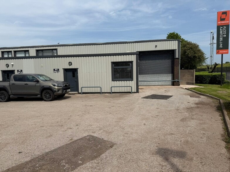 Parklands, Heywood to rent - Building Photo - Image 2 of 11