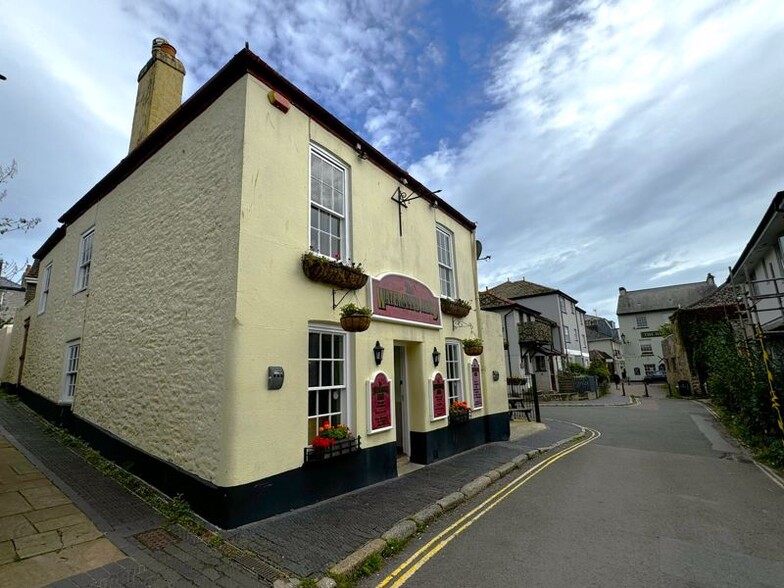 Victoria St, Totnes for sale - Primary Photo - Image 1 of 11