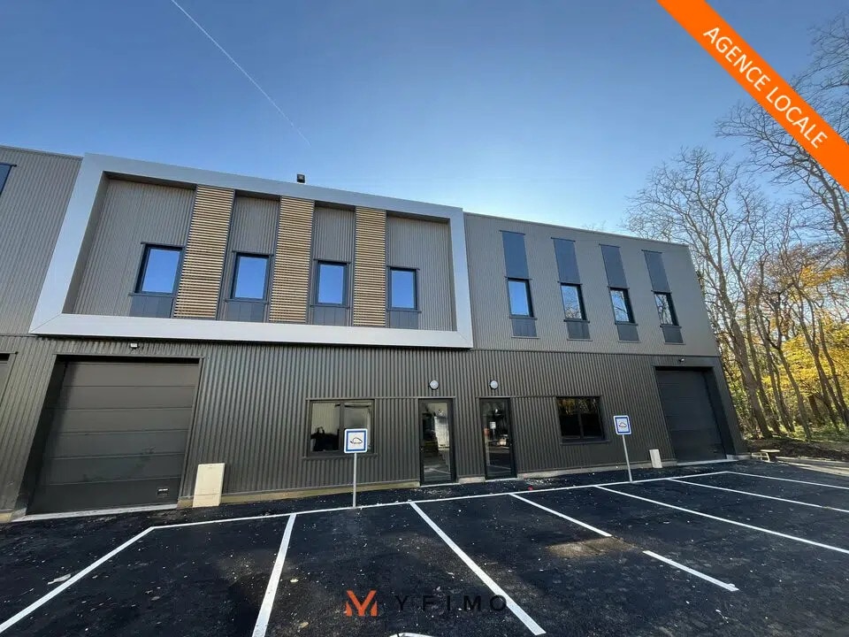 Location Local d'activités 432 m² - Photo 1