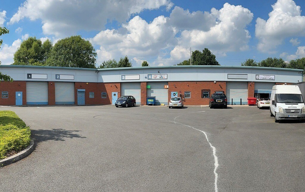 Great Western Clos, Birmingham to rent Building Photo- Image 1 of 5