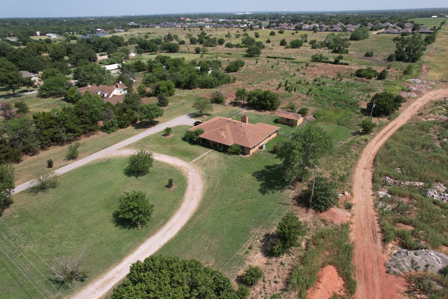 3608 W Elk Ave, Duncan, OK for sale - Building Photo - Image 3 of 25