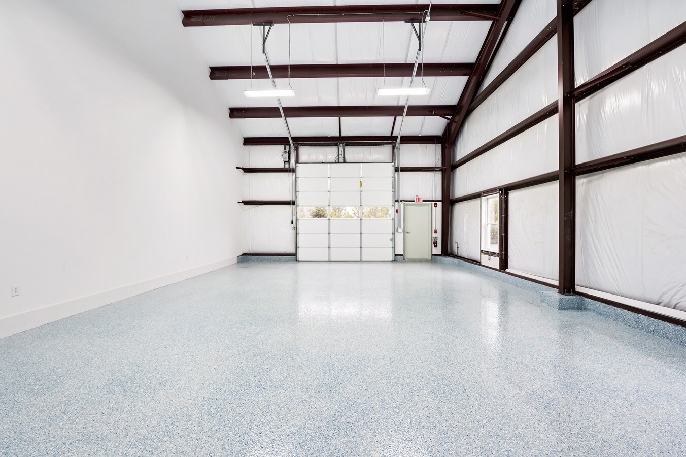 77 Queens Ln, East Hampton 11937 UK