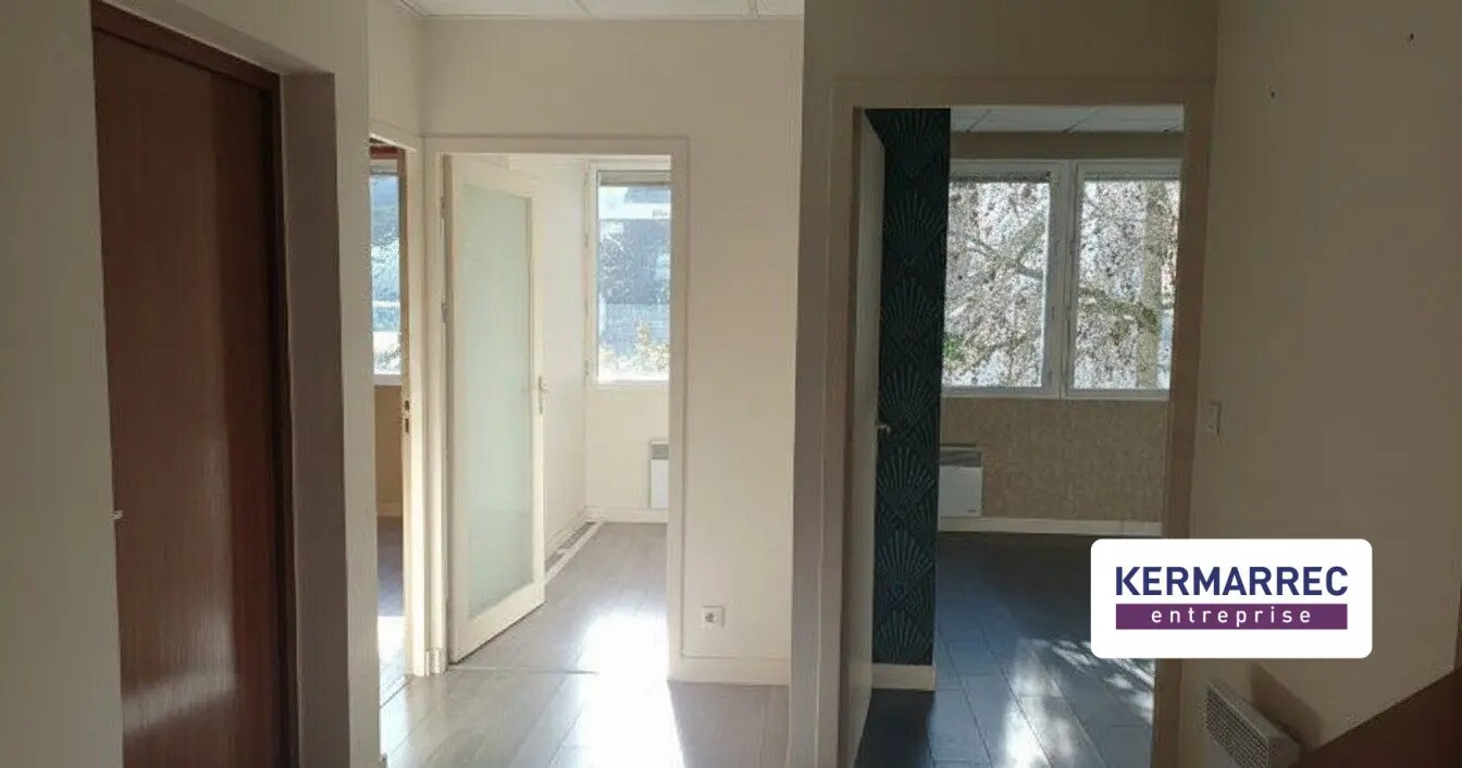 Office in Nantes for sale Building Photo- Image 1 of 7