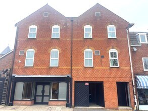 11 Short Wyre St, Colchester to rent Interior Photo- Image 2 of 10