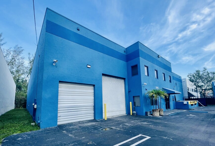 1840 NW 95th Ave, Miami, FL for sale - Building Photo - Image 1 of 1