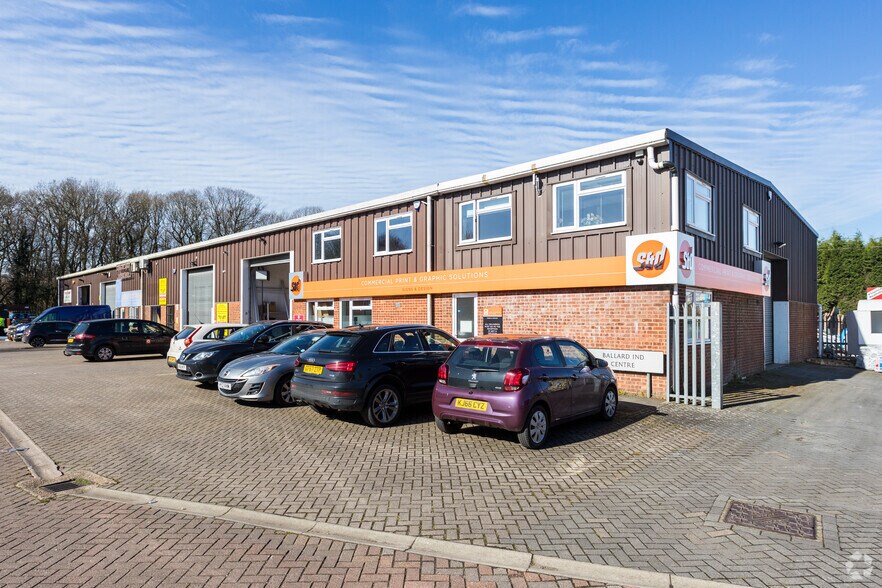 Revenge Rd, Chatham for sale - Primary Photo - Image 1 of 1