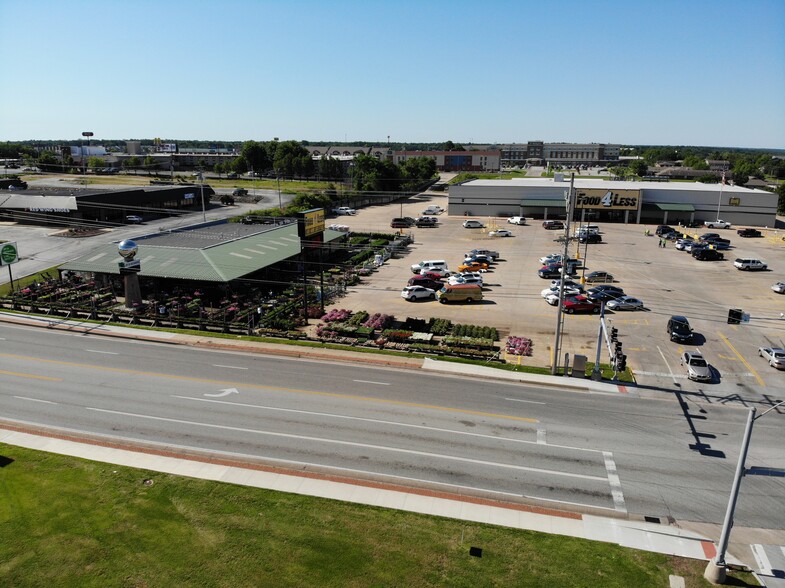 2800 E 32nd St, Joplin, MO for sale - Building Photo - Image 1 of 1