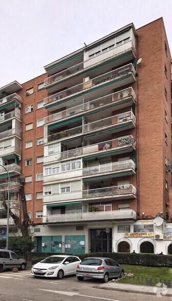 Calle Urano, 11, Alcorcón, Madrid for sale - Building Photo - Image 2 of 3