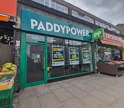 400 Bethnal Green Rd, London to rent Building Photo- Image 1 of 6