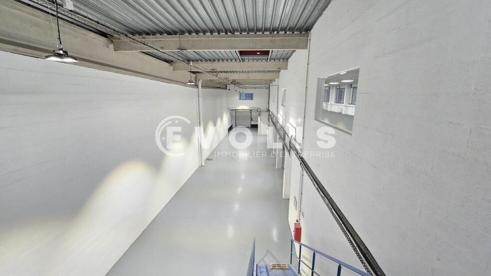 Avenue Des Pépiniéres, Fresnes to rent - Interior Photo - Image 2 of 6