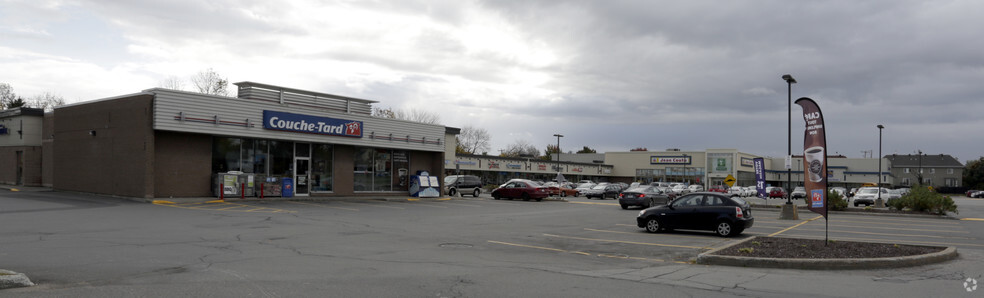 550-580 Boul Curé-Labelle, Laval, QC for sale - Primary Photo - Image 1 of 1