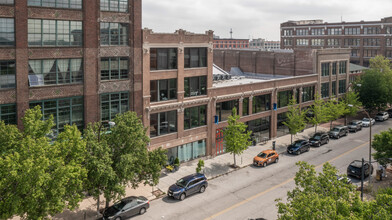 2311-2315 Locust St, Saint Louis, MO for rent Building Photo- Image 1 of 18