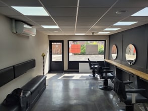 2 Gurneys Ln, Droitwich to rent Interior Photo- Image 1 of 2